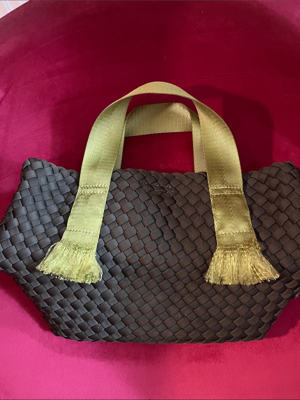 Ah-Dorned New York Small bag with neon green handles with crossbody attached